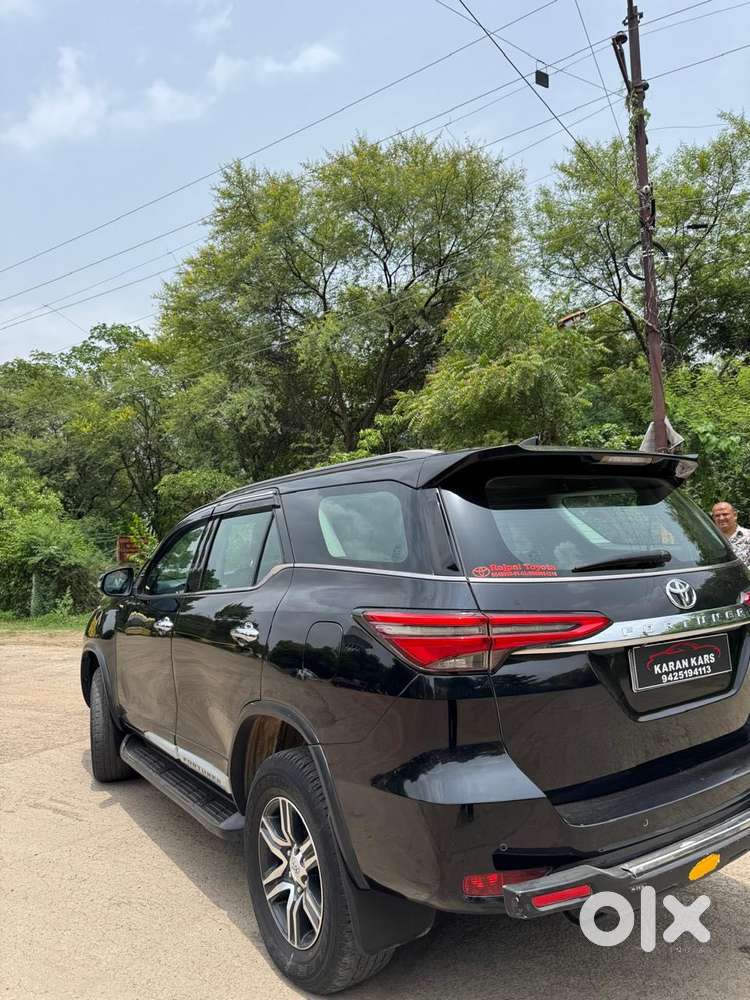 Toyota Fortuner [2021-ongoing] 2.8 2wd Diesel Mt, 2023, Diesel