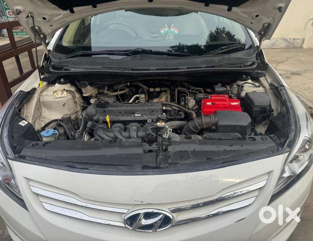 Hyundai Verna 2017 Petrol 70000 Km Driven
