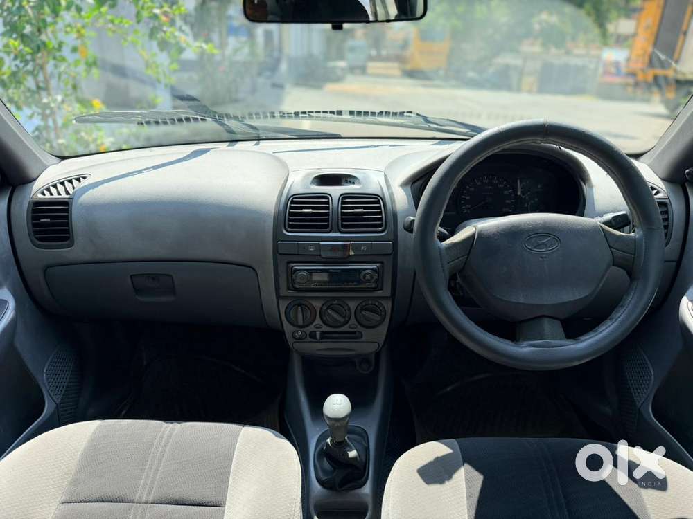 Hyundai Accent, 2001, Petrol