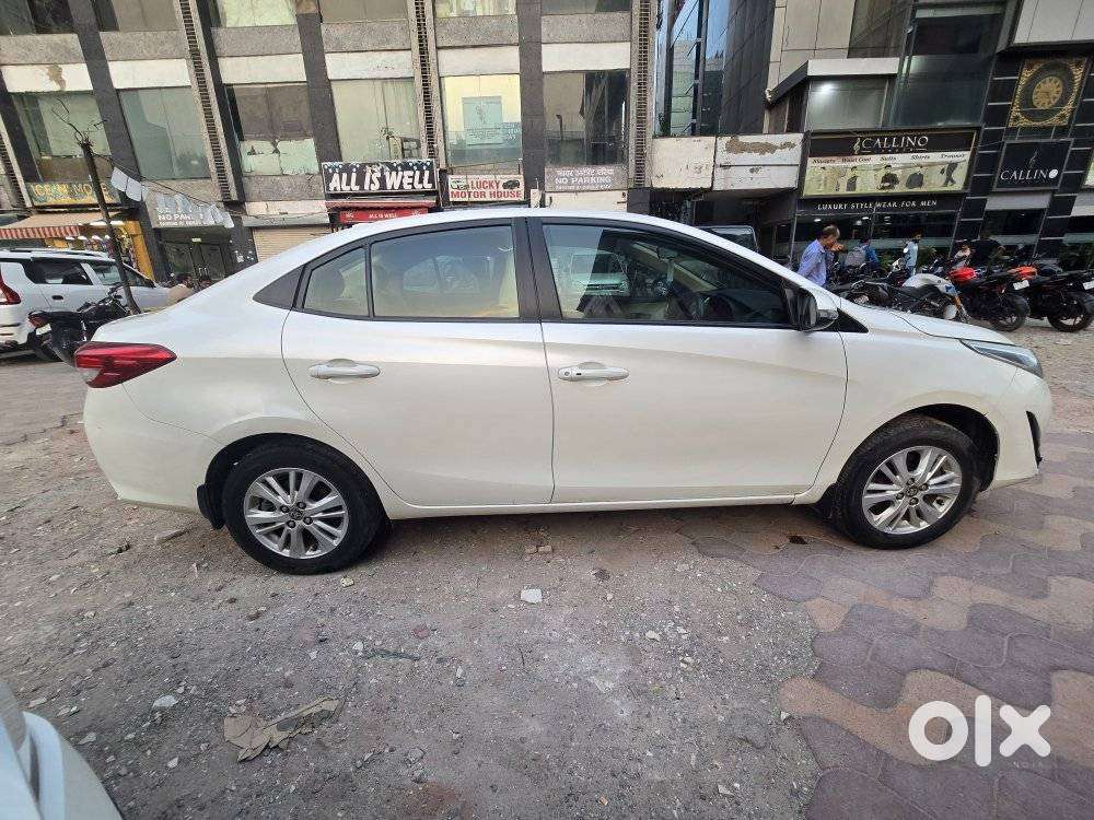 Toyota Yaris Vx Cvt, 2020, Cng & Hybrids