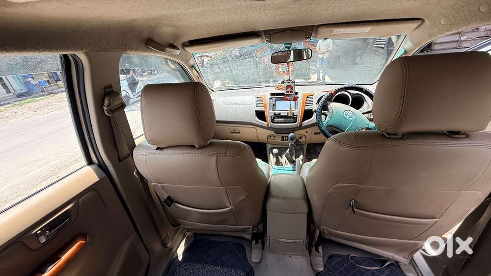 Toyota Fortuner Diesel 2011