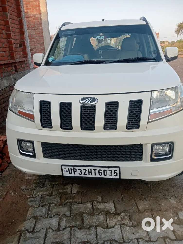 Mahindra Tuv 300 T8