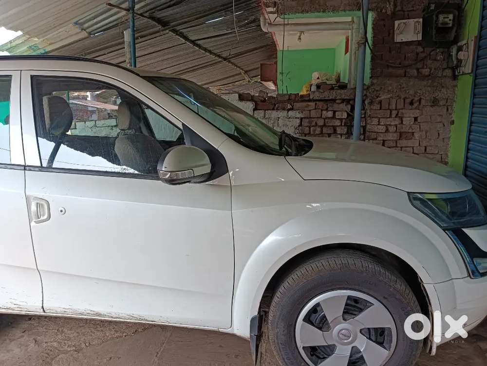 Mahindra Xuv500 2019 Diesel 90000 Km Driven