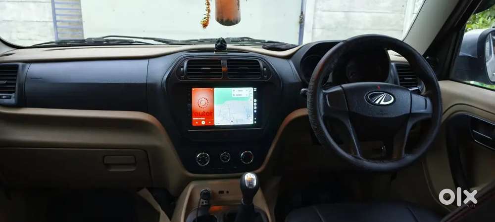 Mahindra Tuv 300 2017 Diesel 99800 Km Driven