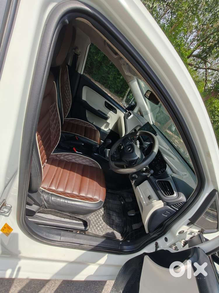 Tata Altroz 1.2 Xe, 2022, Cng & Hybrids