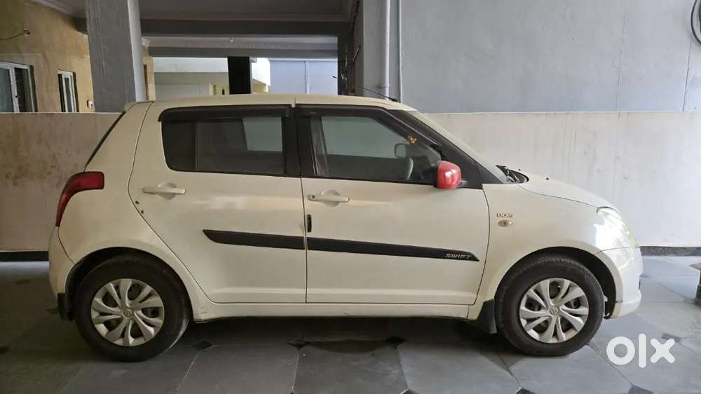 Maruti Suzuki Swift 2010