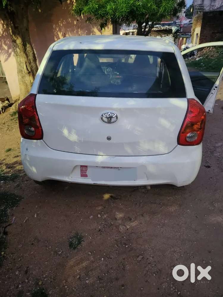 Toyota Etios Liva 2012 Diesel 200000 Km Driven