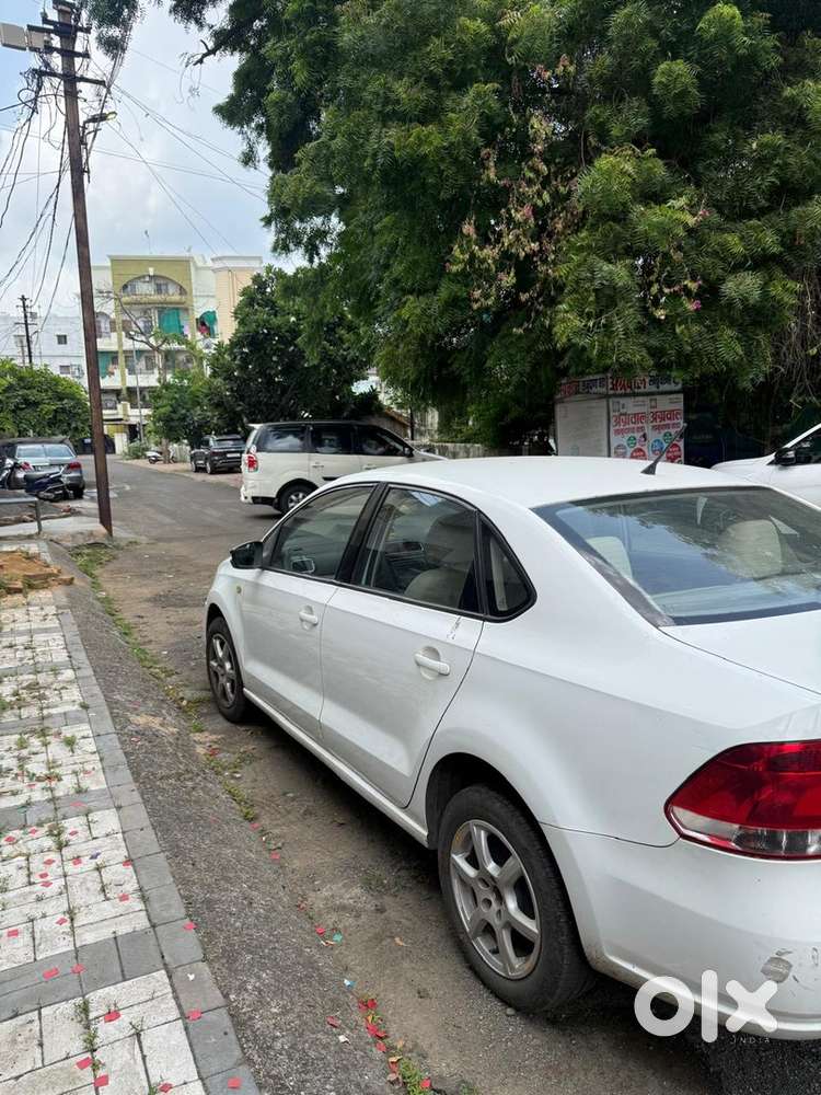 Volkswagen Vento Petrol 2015 Km Driven