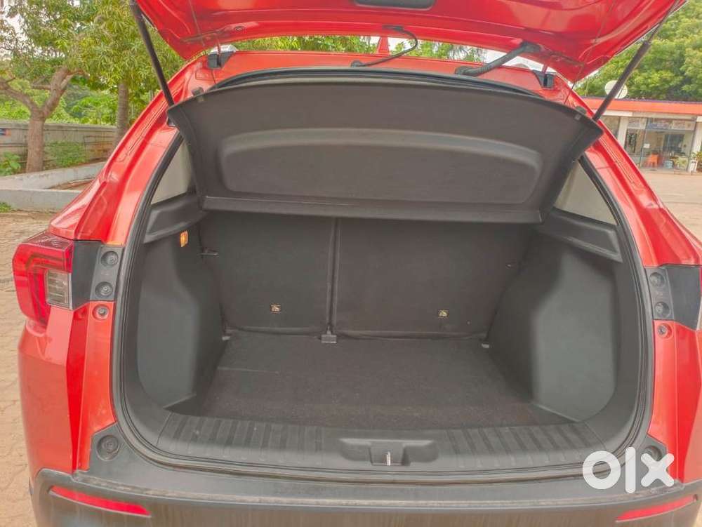 Honda Elevate Zx Mt, 2023, Petrol