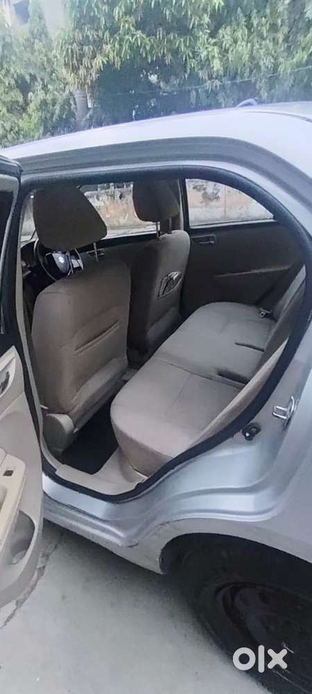 Maruti Suzuki Dzire 2012