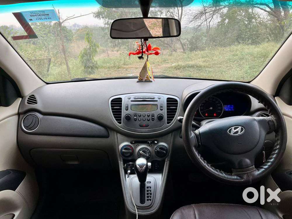 Hyundai I10 Sportz At, 2011, Petrol