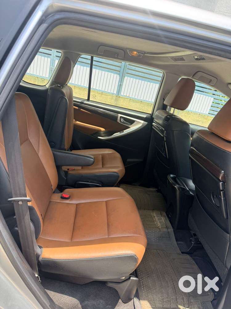 Toyota Innova Crysta 2.8z Automatic, 2019, Diesel