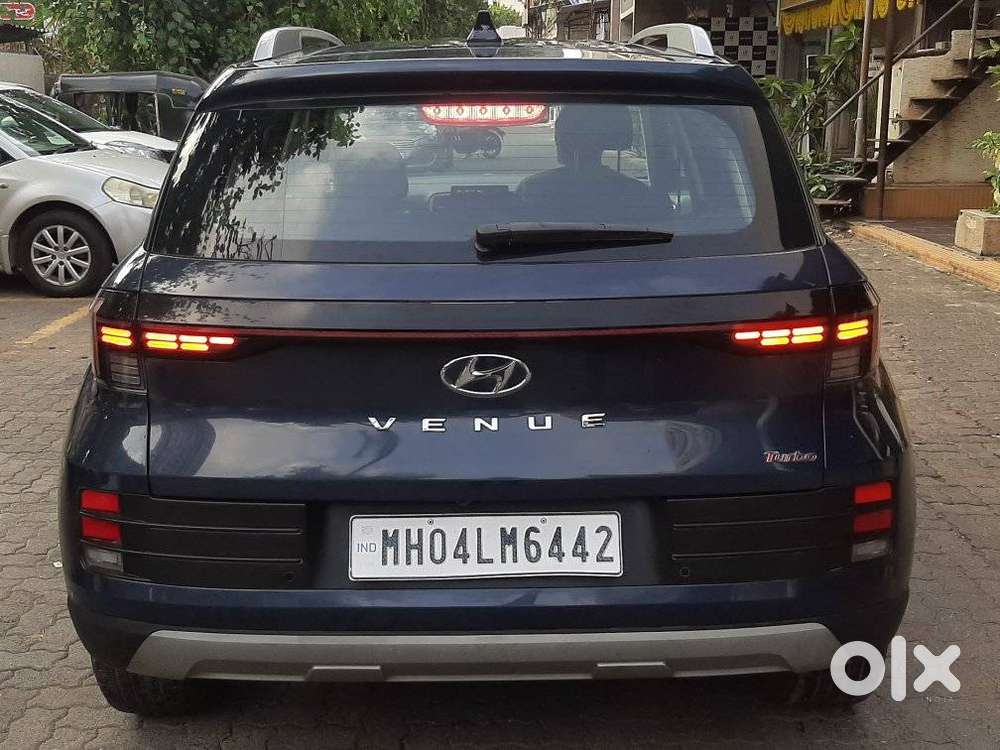 Hyundai Venue 1.0 S (o) Turbo Dct, 2023, Petrol
