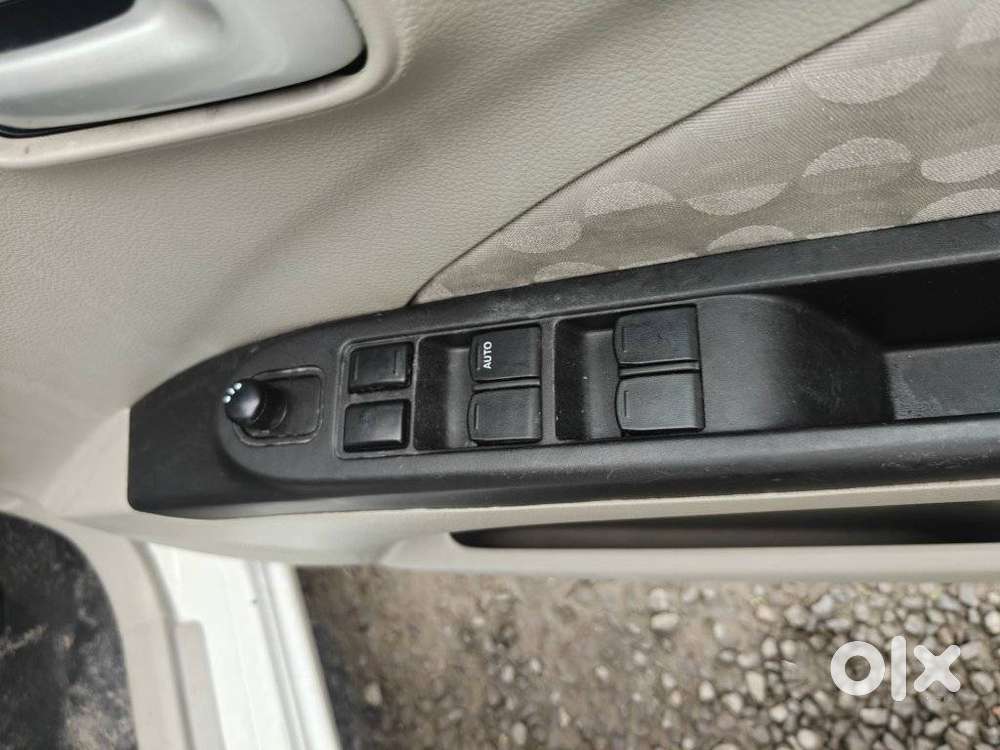 Maruti Suzuki Celerio Zxi Amt, 2015, Petrol