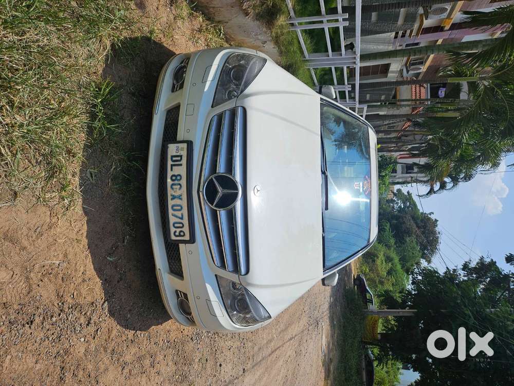 Mercedes-benz C-class 2011