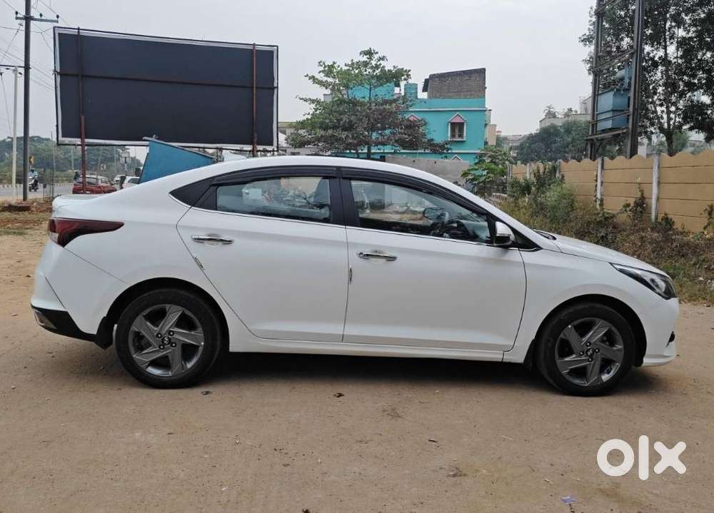 Hyundai Verna 1.5 Sx Petrol Mt, 2021, Petrol