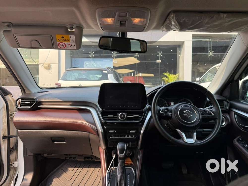 Maruti Suzuki Grand Vitara 2023 Petrol Well Maintained