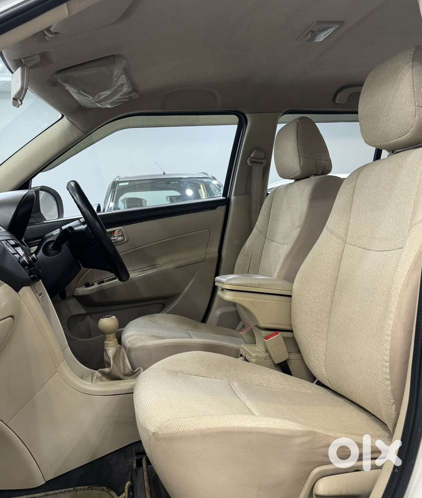 Maruti Suzuki Swift Dzire Vxi(o) Mt, 2016, Petrol