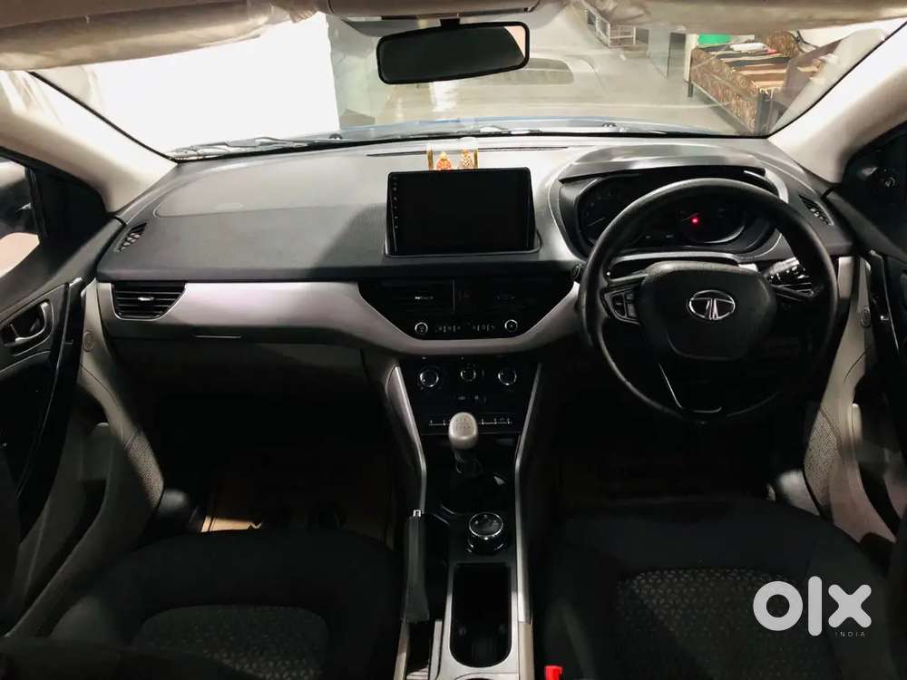 Tata Nexon 2017 Petrol 500000 Km Driven