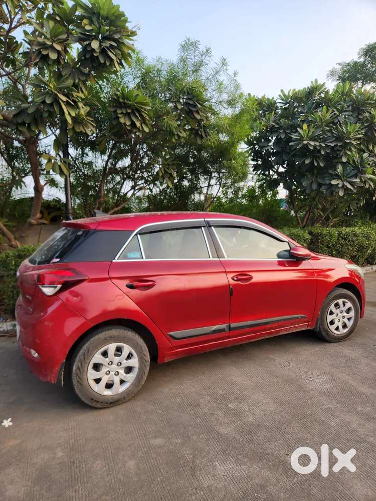 Hyundai Elite I20 2015 Cng & Hybrids 160000 Km Driven