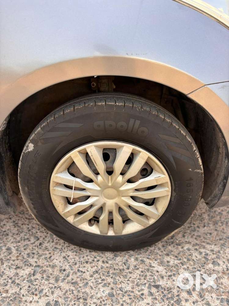 Maruti Suzuki Swift Vxi Optional, 2016, Petrol