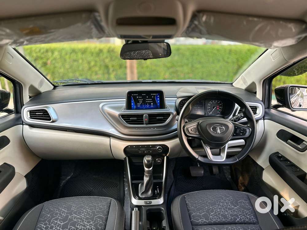 Tata Altroz 1.2 Xz Plus Rtn Dct, 2023, Petrol