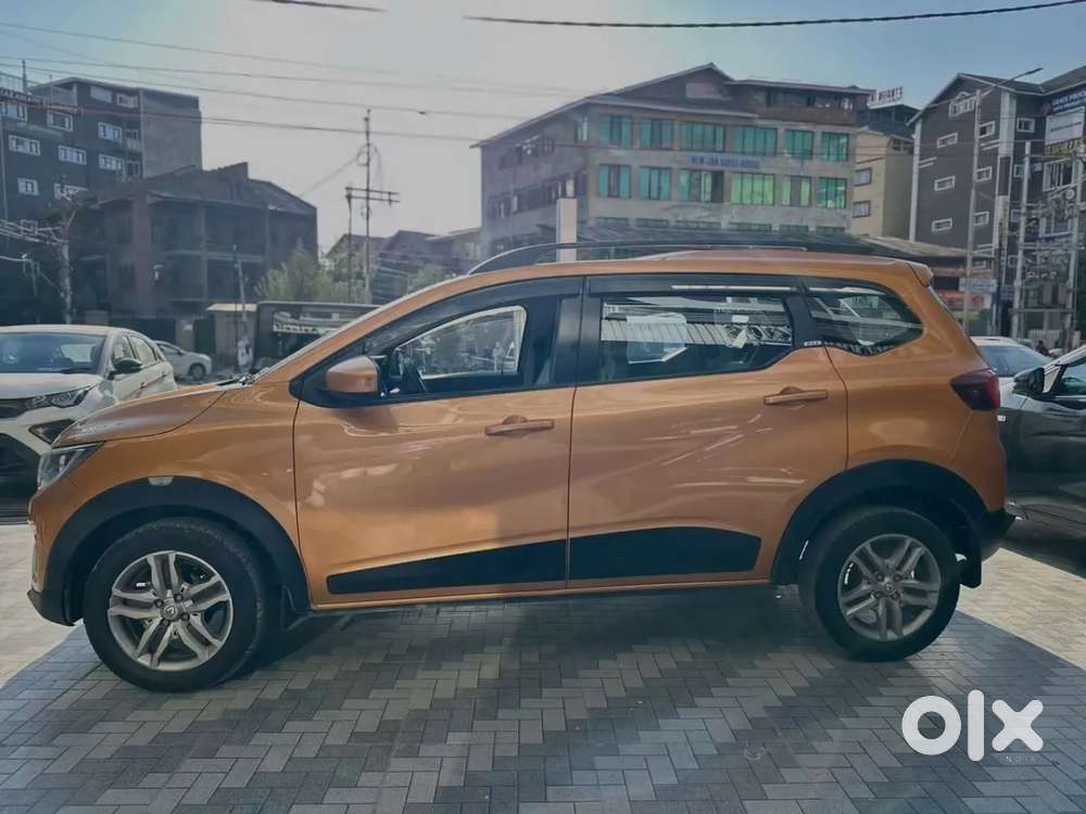 Renault Triber Rxz, 2020, Petrol