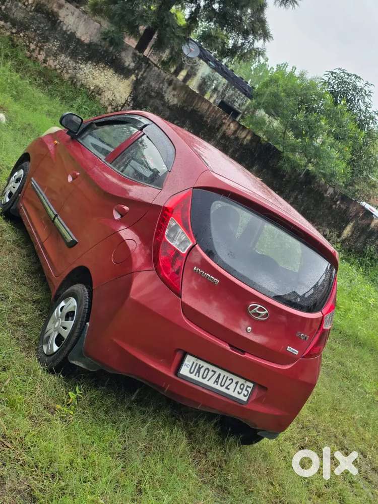 Hyundai Eon 
1st Owner 
Ac 
Power Steering 2012 November
