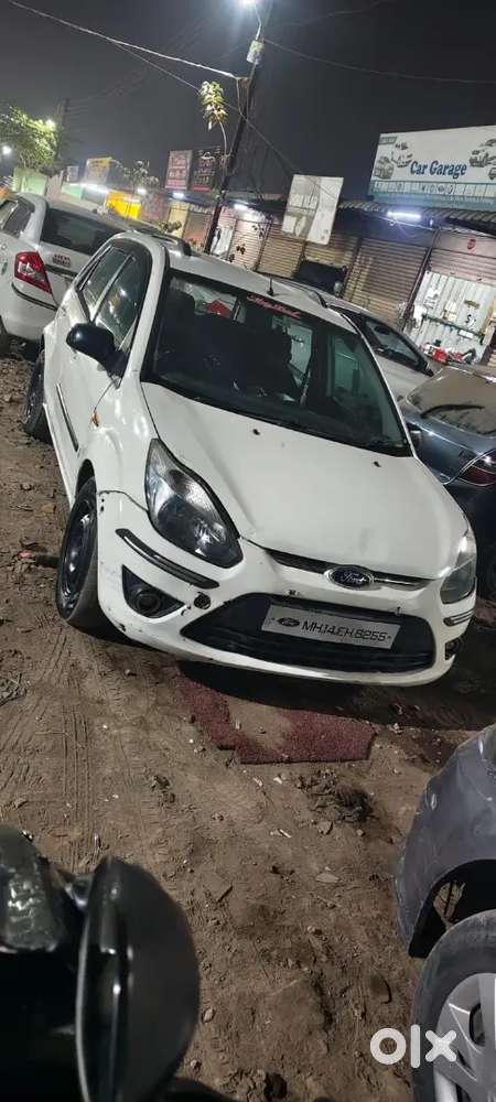Good Condition, 2 Power Window