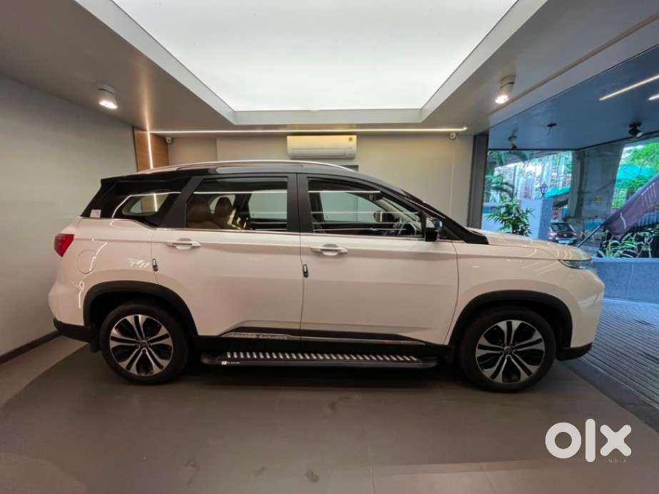 Mg Hector Plus Sharp Pro 1.5 Turbo Petrol Cvt 6 Str, 2023, Petrol