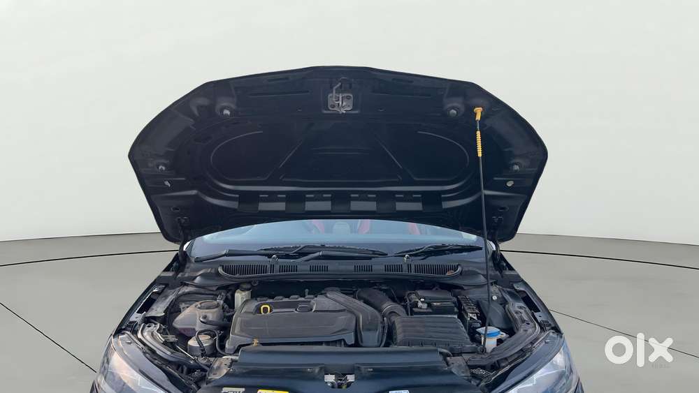 Skoda Slavia Ambition 1.5l Tsi Mt, 2023, Petrol