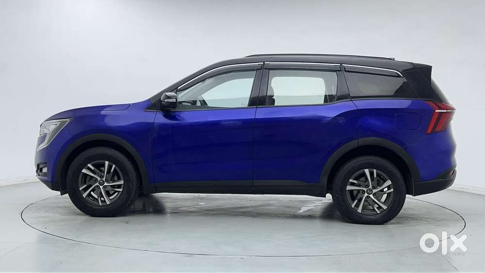 Mahindra Xuv700 2.0 Ax 5 Petrol Mt 7 Str, 2021, Petrol