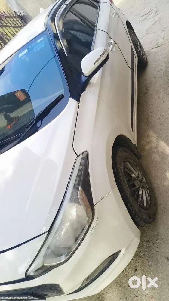 Hyundai I20 2015 Petrol Good Condition New Tyres