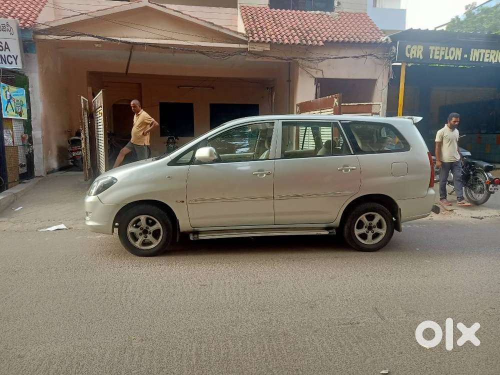 Toyota Innova Diesel G4 2009 Jan Invoicee Done 146000 Kms Single Owner
