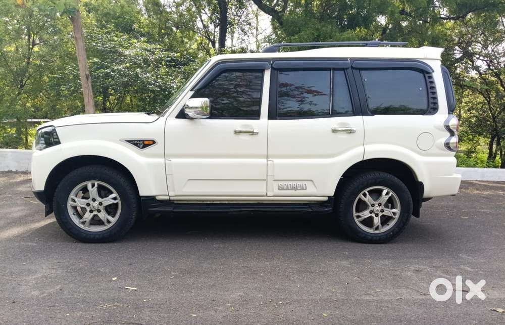 Mahindra Scorpio S10, 2017, Diesel