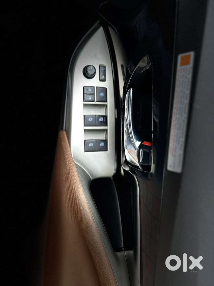 Toyota Innova Crysta Zx 2.4 Diesel 7 Seater, 2021, Diesel