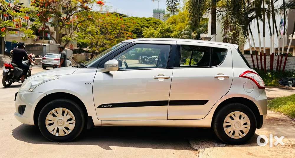 Maruti Suzuki Swift Vxi, 2014, Petrol