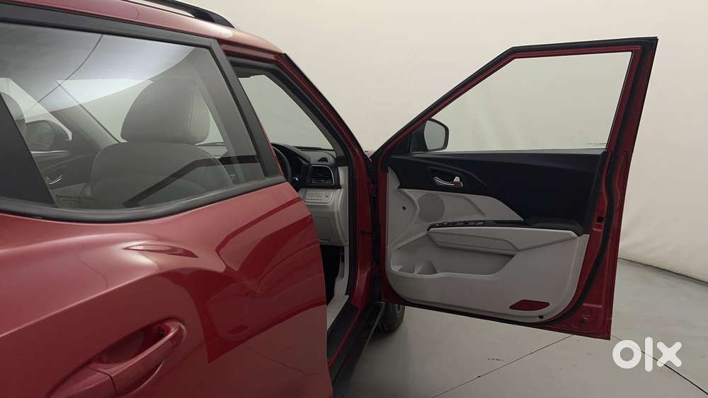 Mahindra Xuv300 W8 Amt Optional Diesel, 2019, Diesel