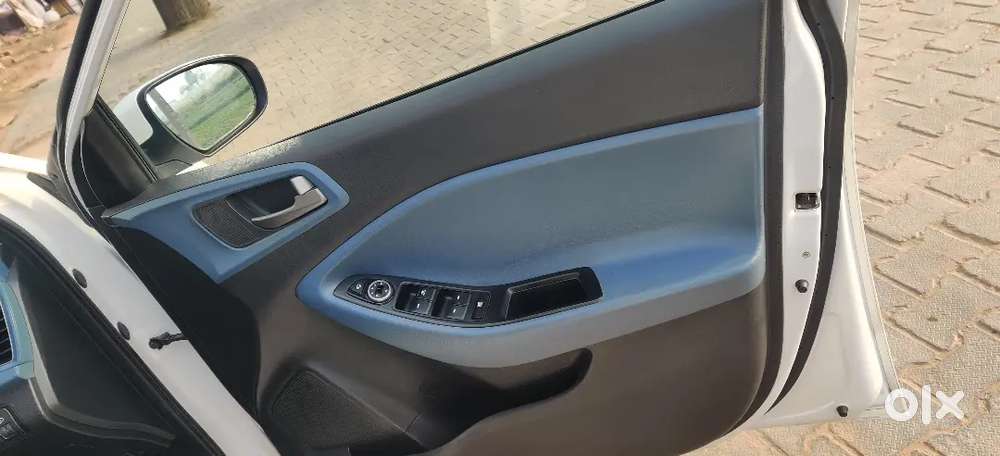 Hyundai I20 Active 2016 Petrol 65000 Km Driven
