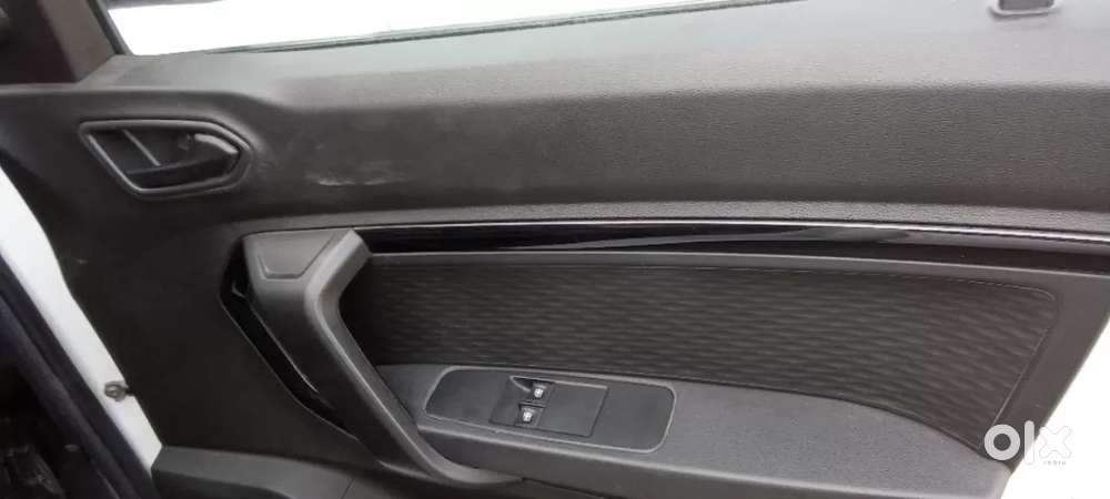 Renault Kiger Rxe, 2022, Petrol
