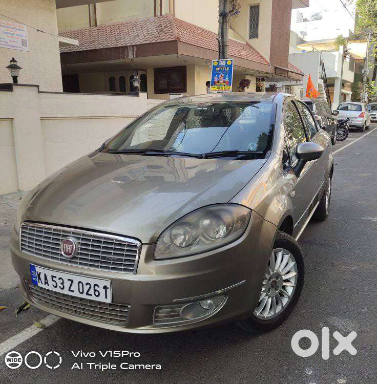 Fiat Linea Emotion 1.4 L T-jet Petrol, 2011, Petrol