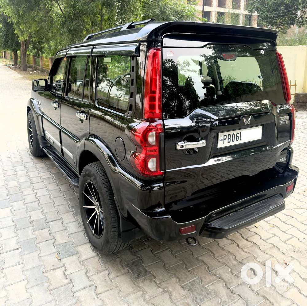 Mahindra Scorpio Classic 2.2 S 11 Mt 7 Cc, 2022, Diesel