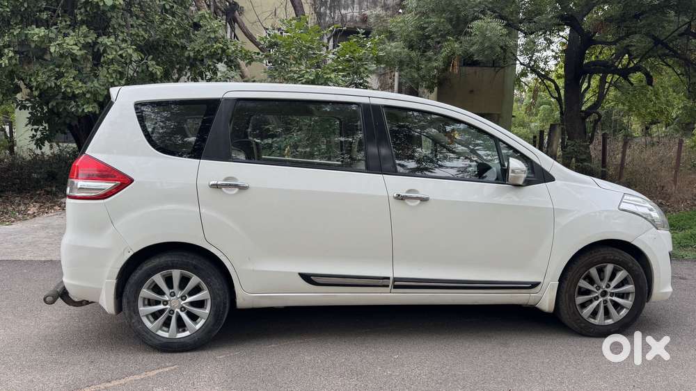 Maruti Suzuki Ertiga 1.5 Zxi, 2012, Petrol