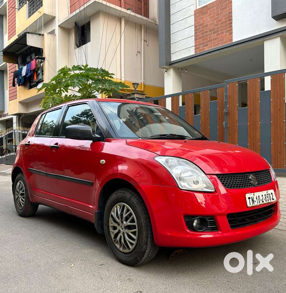 Maruti Suzuki Swift Vxi + Manual, 2010, Petrol