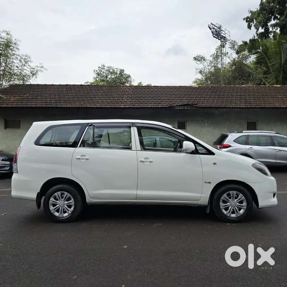 Toyota Innova G4 2009 Documents Clear.