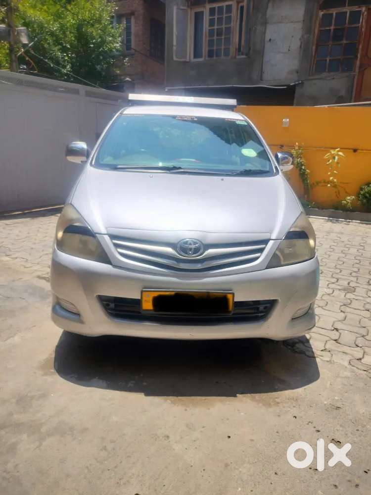 Toyota Innova 2011 Manual