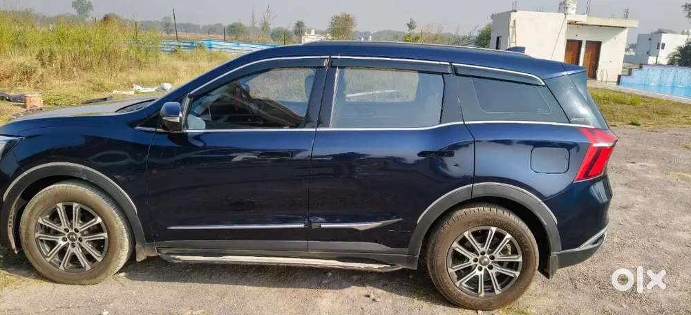 Mahindra Xuv700 2022 Diesel 122000 Km Driven