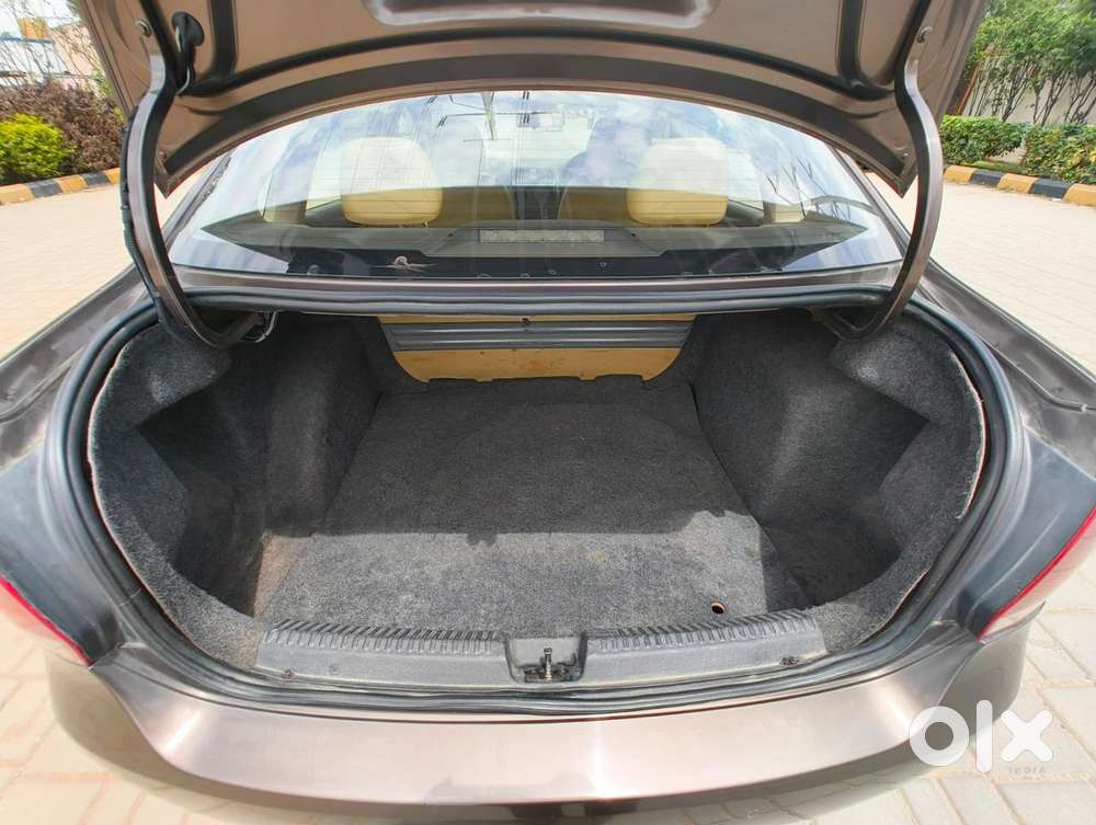 Volkswagen Vento 1.5 Tdi Comfortline At, 2015, Diesel