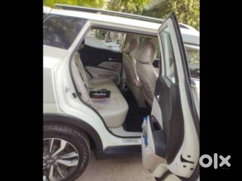 Mahindra Xuv300 W8 Option Diesel, 2019