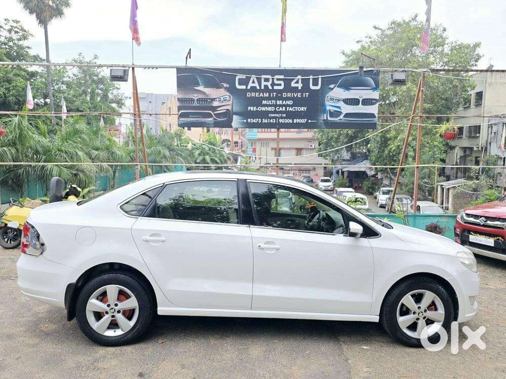 Skoda Rapid [2016-2020] 1.5 Style Plus Tdi At, 2016, Diesel